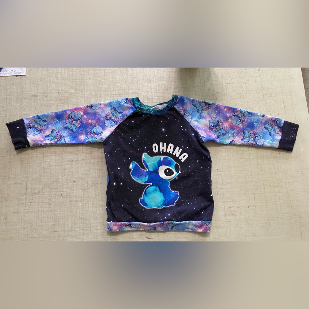 Mimi pullover, long sleeve shirt, size 7 for boy or a girl